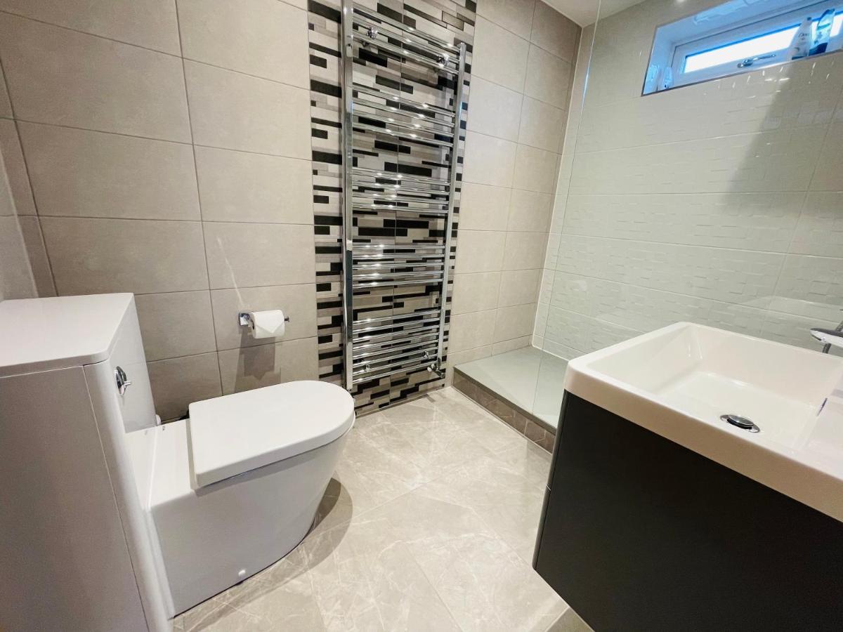 New Modern Studio Apartment, Parking, Netflix Kenilworth Zewnętrze zdjęcie